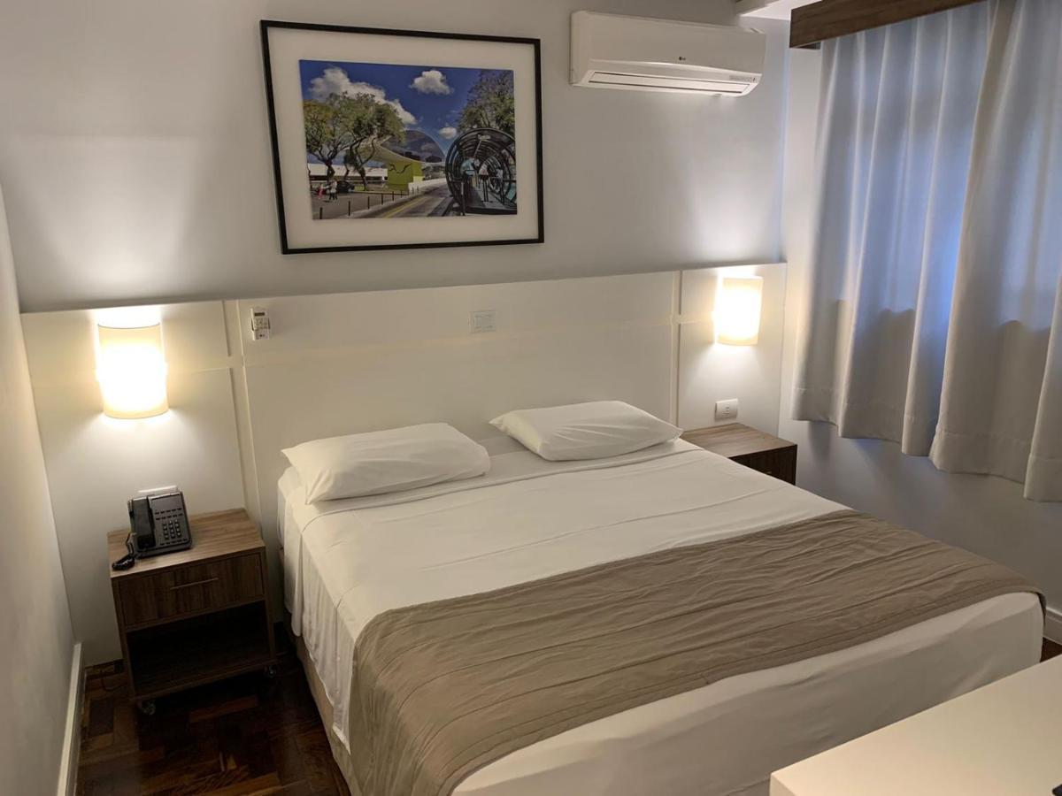 Hotel Centro Europeu Curitiba Bagian luar foto