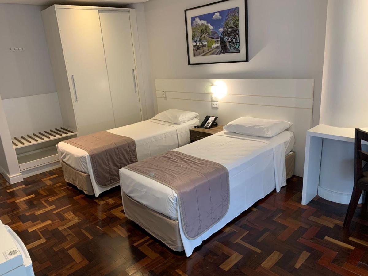 Hotel Centro Europeu Curitiba Bagian luar foto
