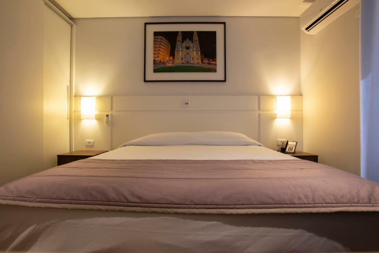 Hotel Centro Europeu Curitiba Bagian luar foto