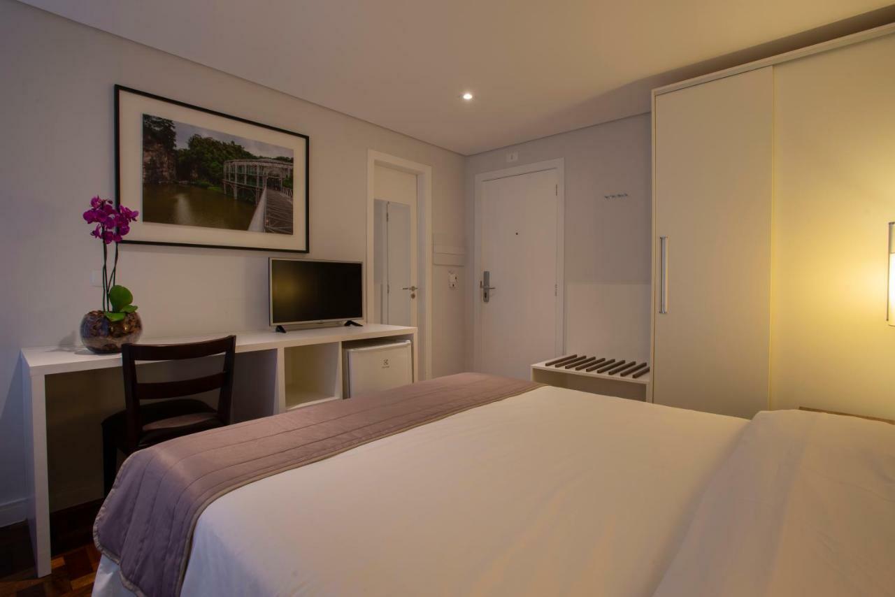 Hotel Centro Europeu Curitiba Bagian luar foto