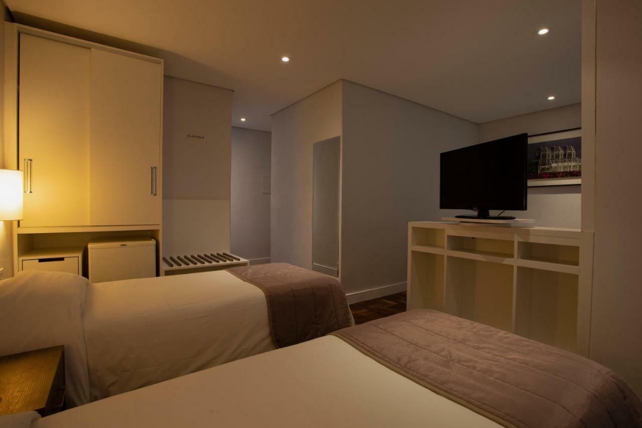 Hotel Centro Europeu Curitiba Bagian luar foto